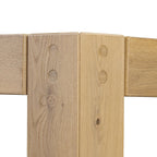 Table de salle à manger Four Hands Emmer en chêne fumé vieilli