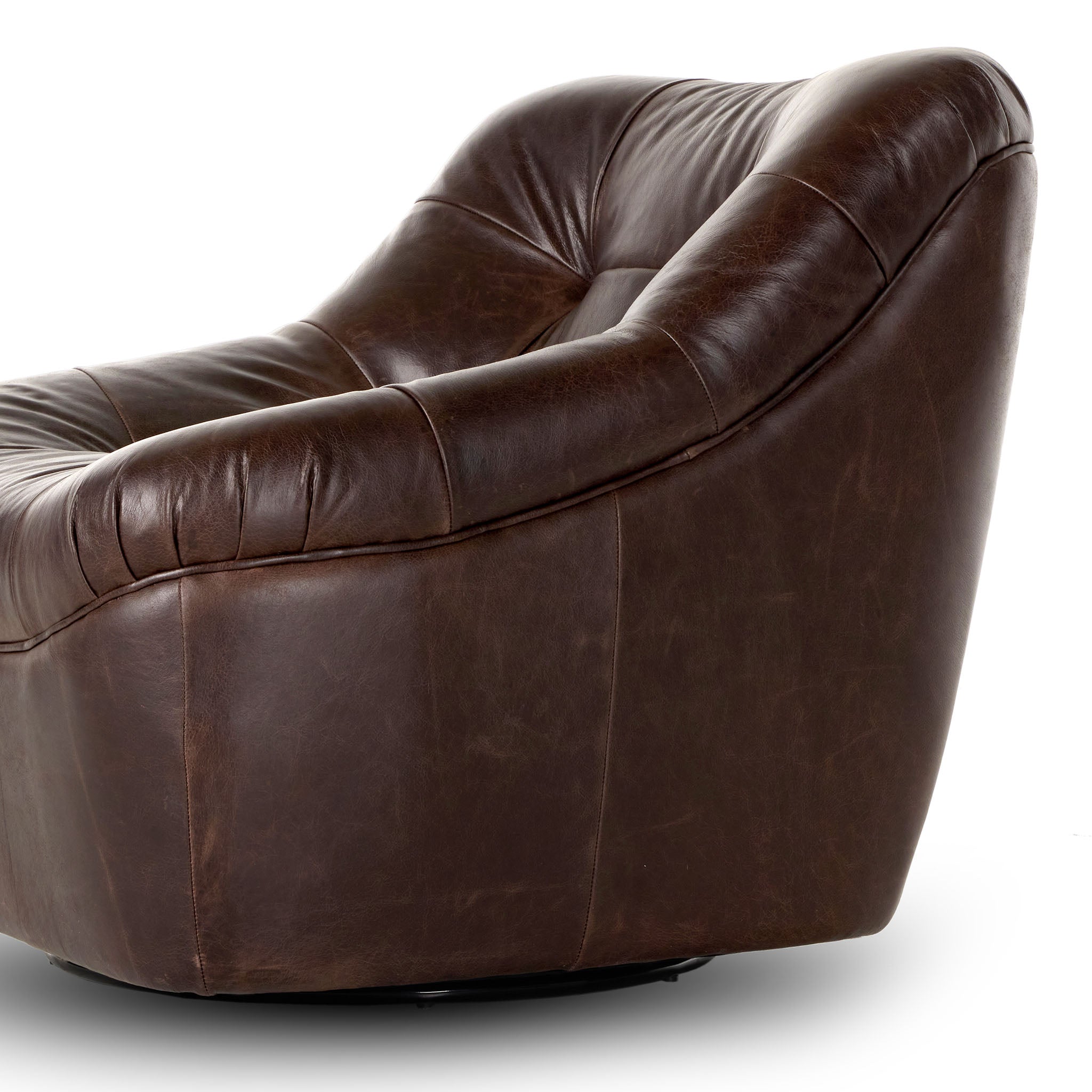 Fauteuil pivotant Four Hands Farley couleur Conroe Cigar