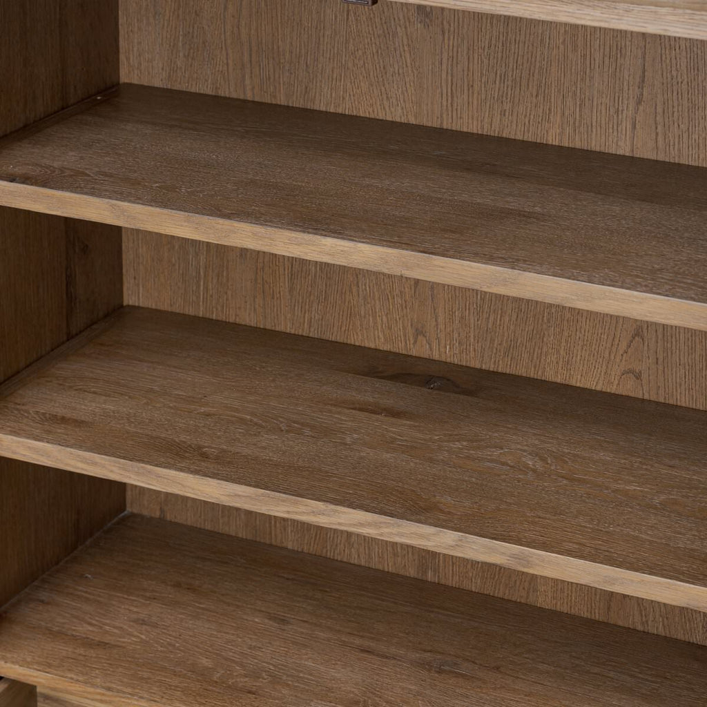 Meuble bar Four Hands Glenview en chêne vieilli