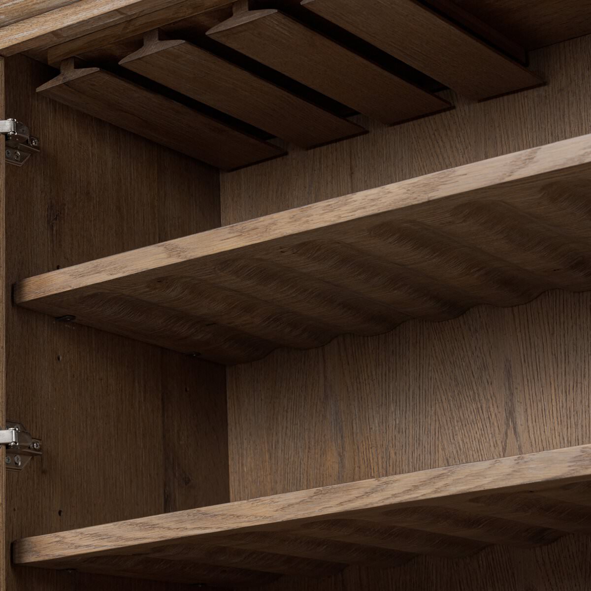 Meuble bar Four Hands Glenview en chêne vieilli