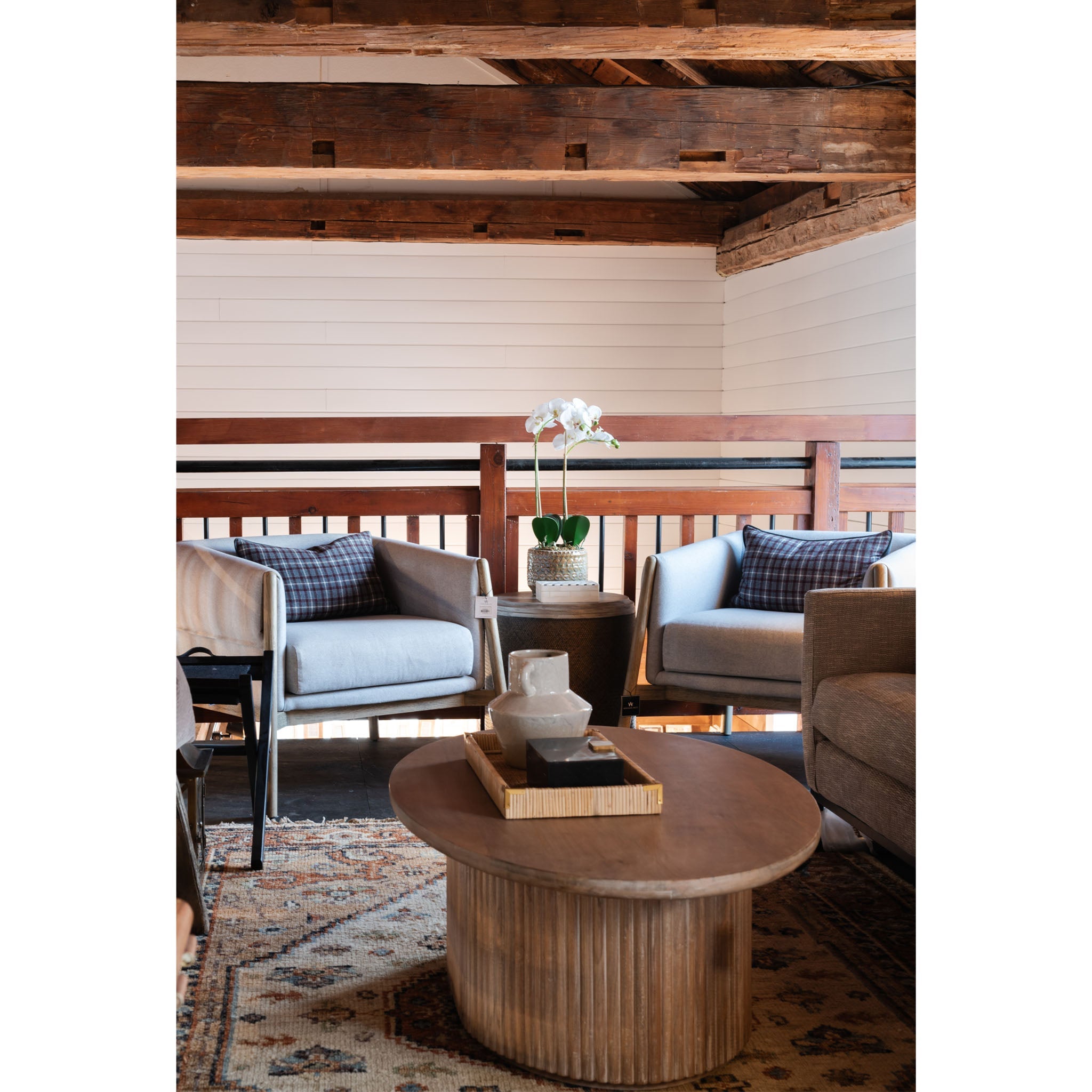 Table basse ovale cannelée Reece