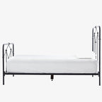 Lit Four Hands Iron Casey noir