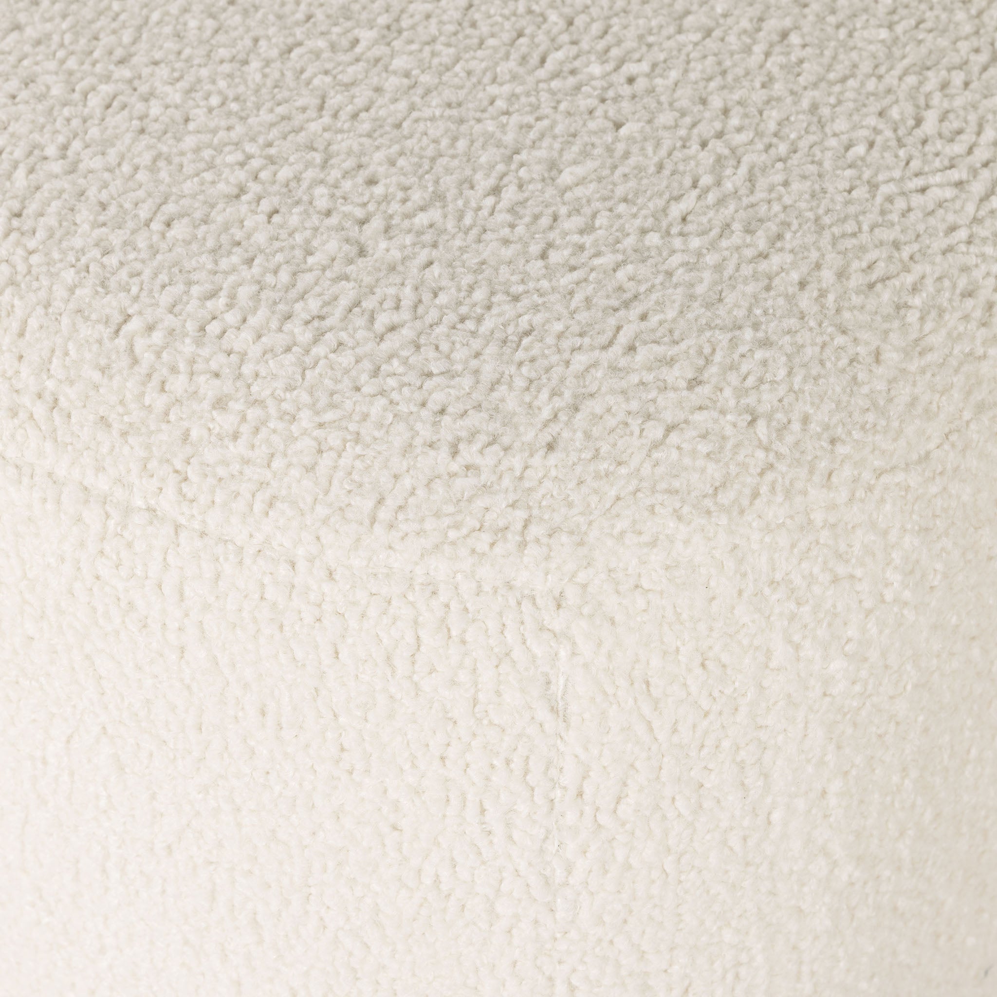 Chaise longue Four Hands Kadon en peau de mouton naturelle