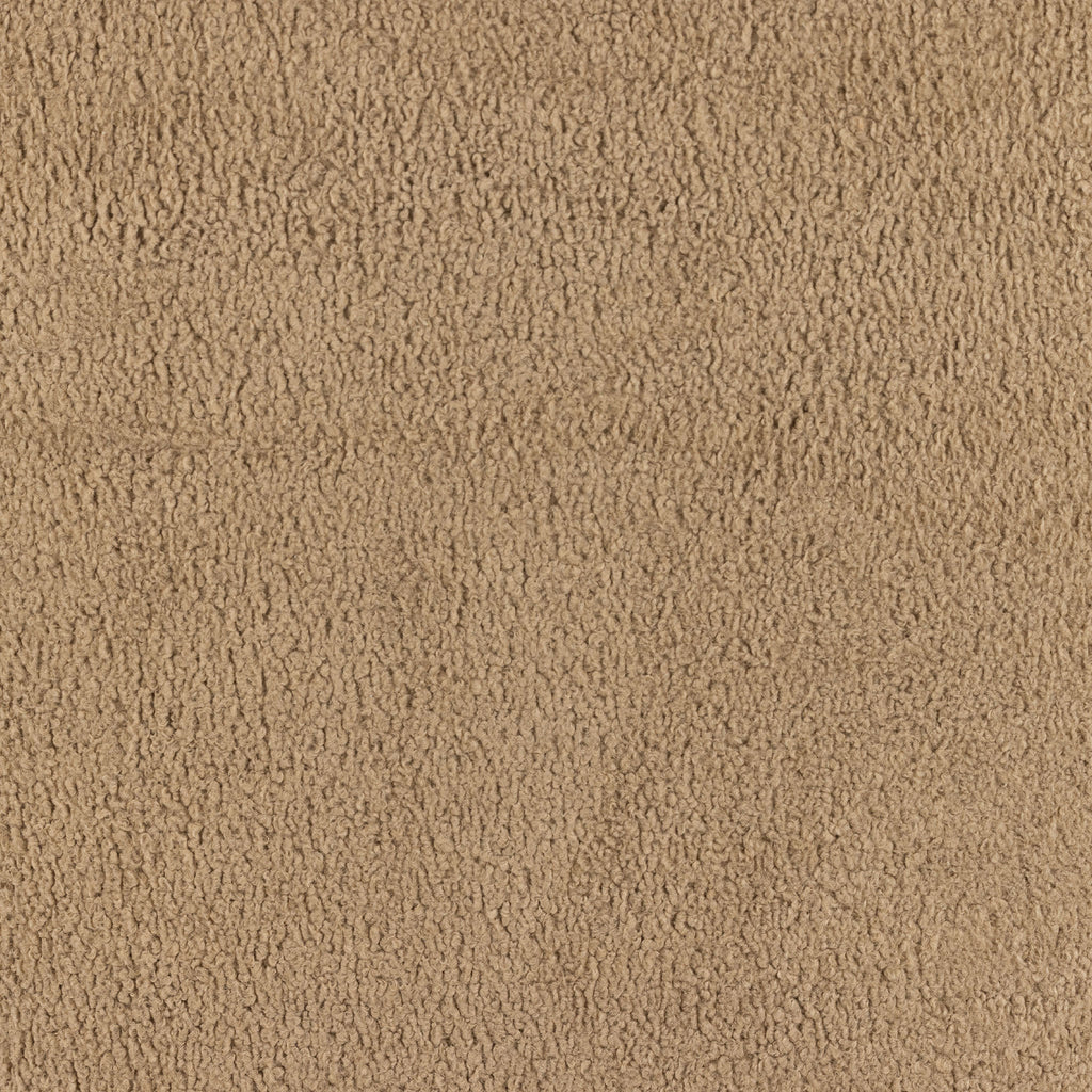 Fauteuil pivotant Four Hands Kadon en peau de mouton camel