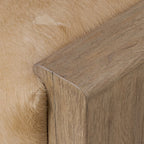 Banc d'appoint Four Hands Knox en cuir clair à poils longs