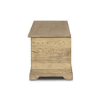 Coffre Four Hands Quintin en chêne vieilli