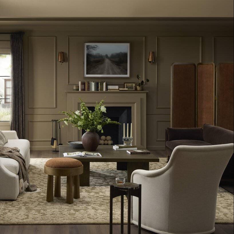 Table d'appoint Four Hands Relo en verre coulé olive