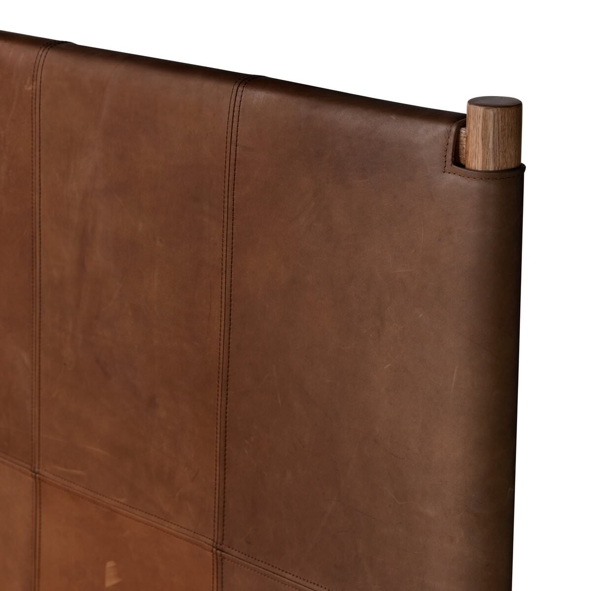 Lit Salado Four Hands en cuir Sienne ancien, King