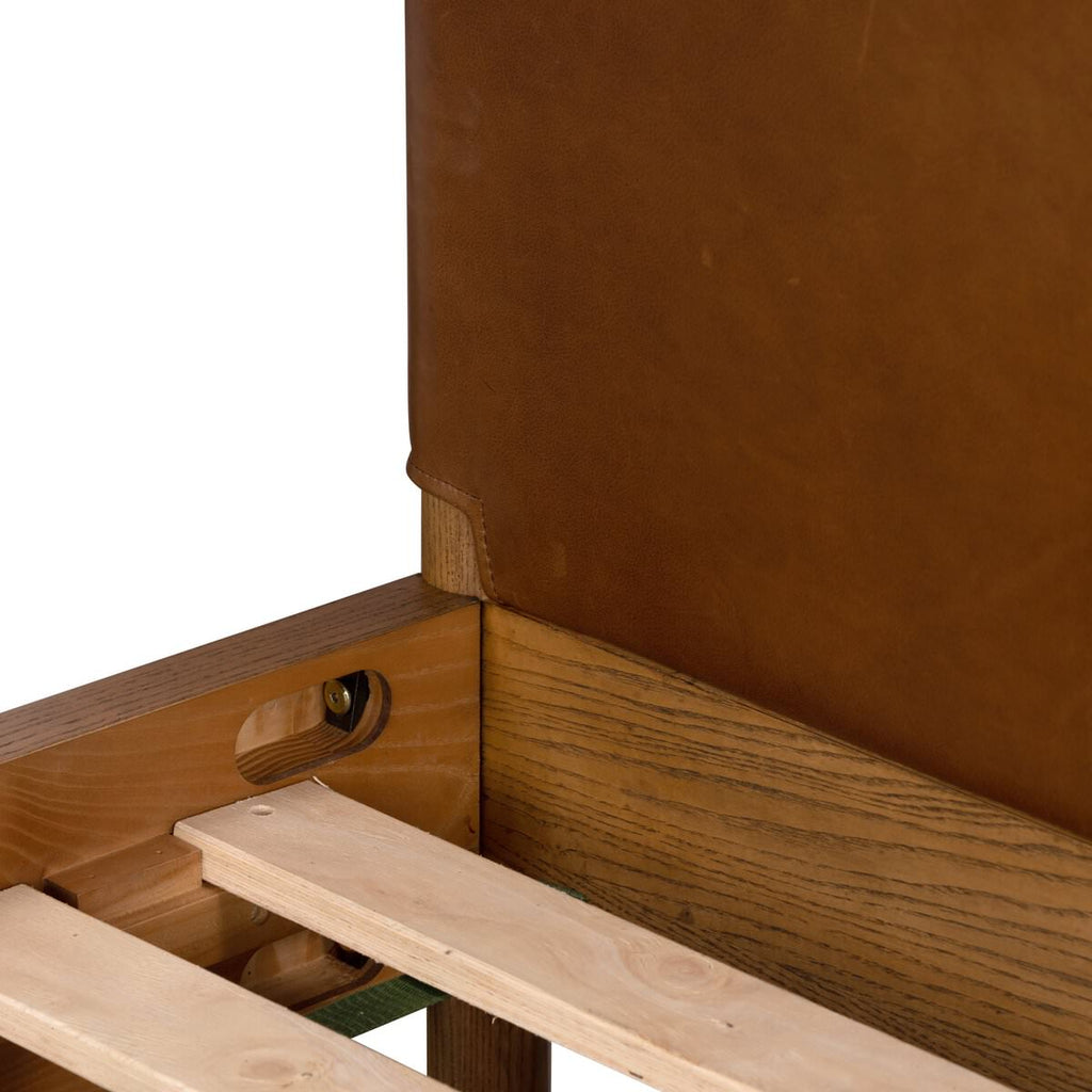 Lit Salado Four Hands en coloris Sienne, taille Queen