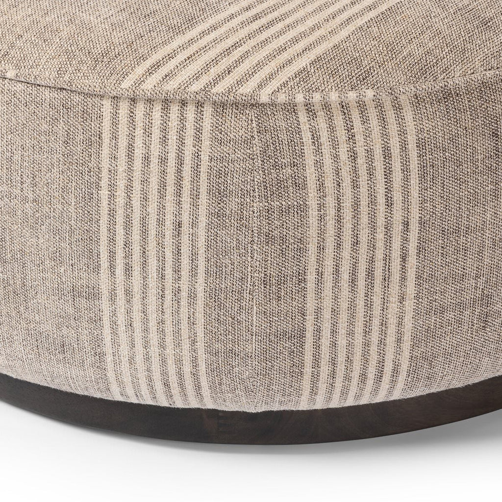 Pouf rond Four Hands Sinclair grand format, coloris Manchester Flint 