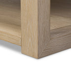 Table basse carrée Thomas de Four Hands en placage chêne blanchi