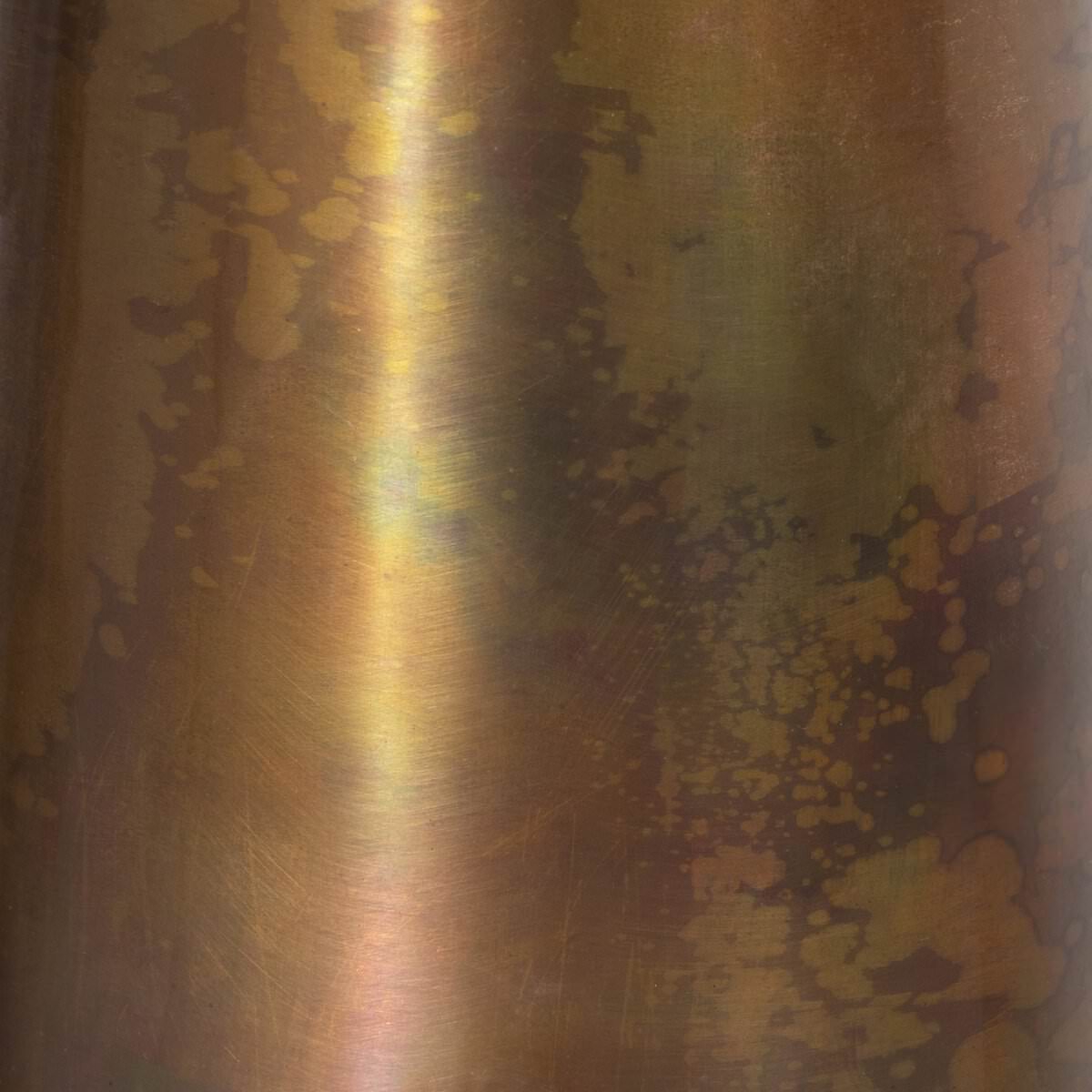 Applique murale Four Hands Vincennes en finition délavée à l'acide irisée