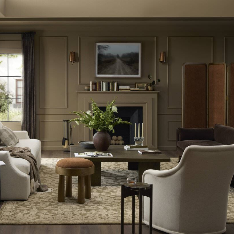 Applique murale Four Hands Vincennes en finition délavée à l'acide irisée