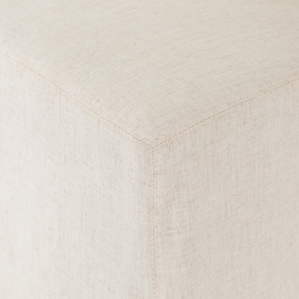 Chaise de salle à manger Four Hands Vista avec housse amovible en lin Savile