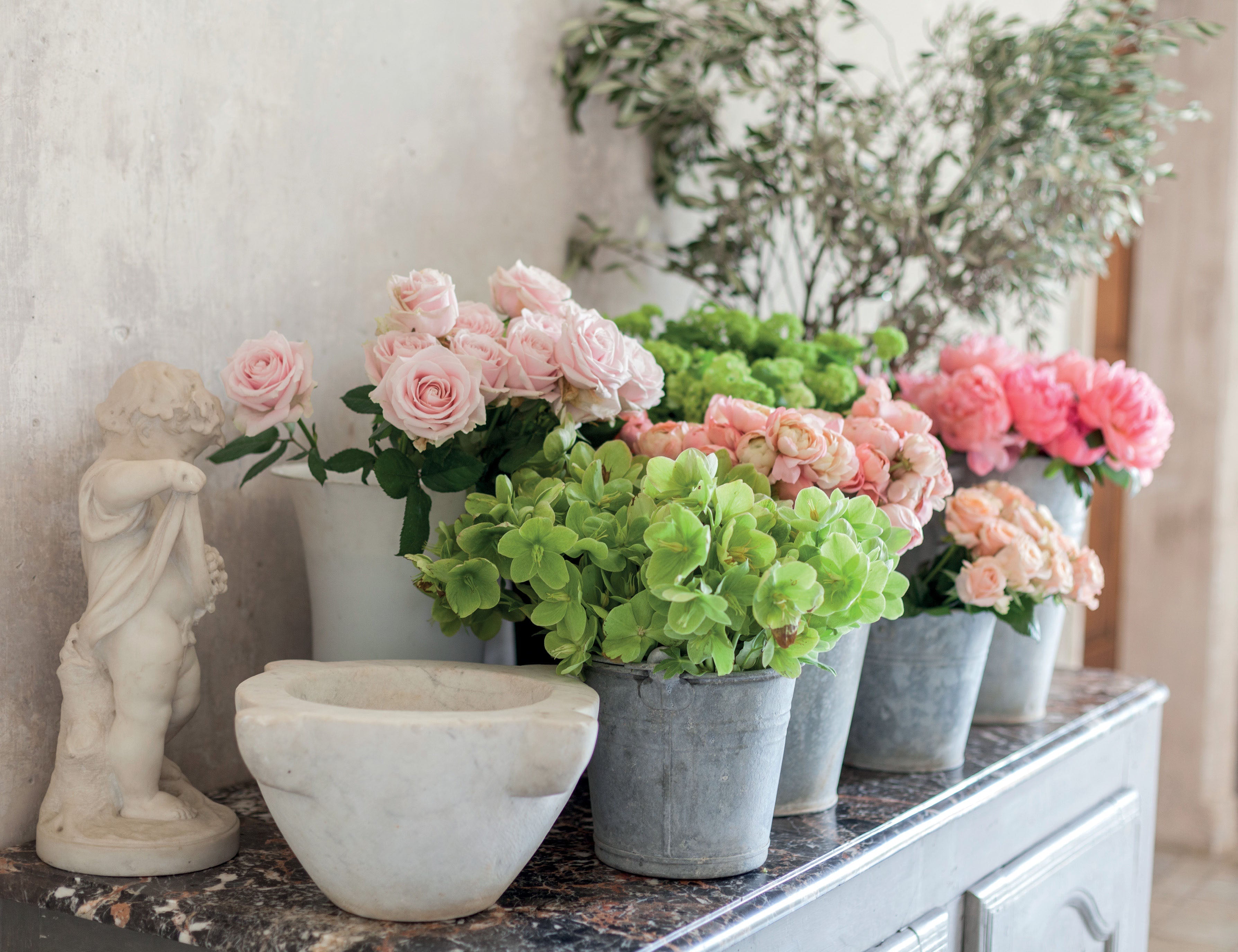 Fleurs françaises : compositions florales inspirées de Paris et d’ailleurs