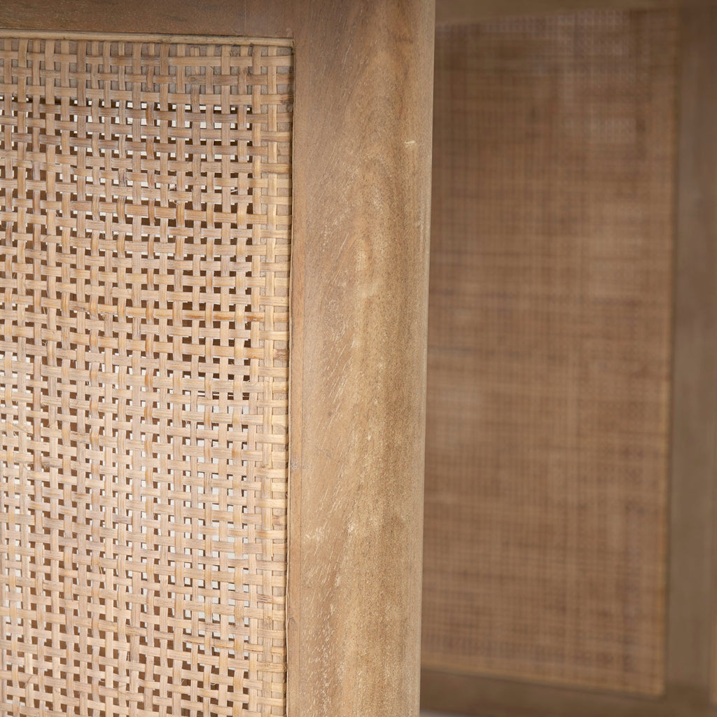 Table de salle à manger Georgia en bois clair avec cannage