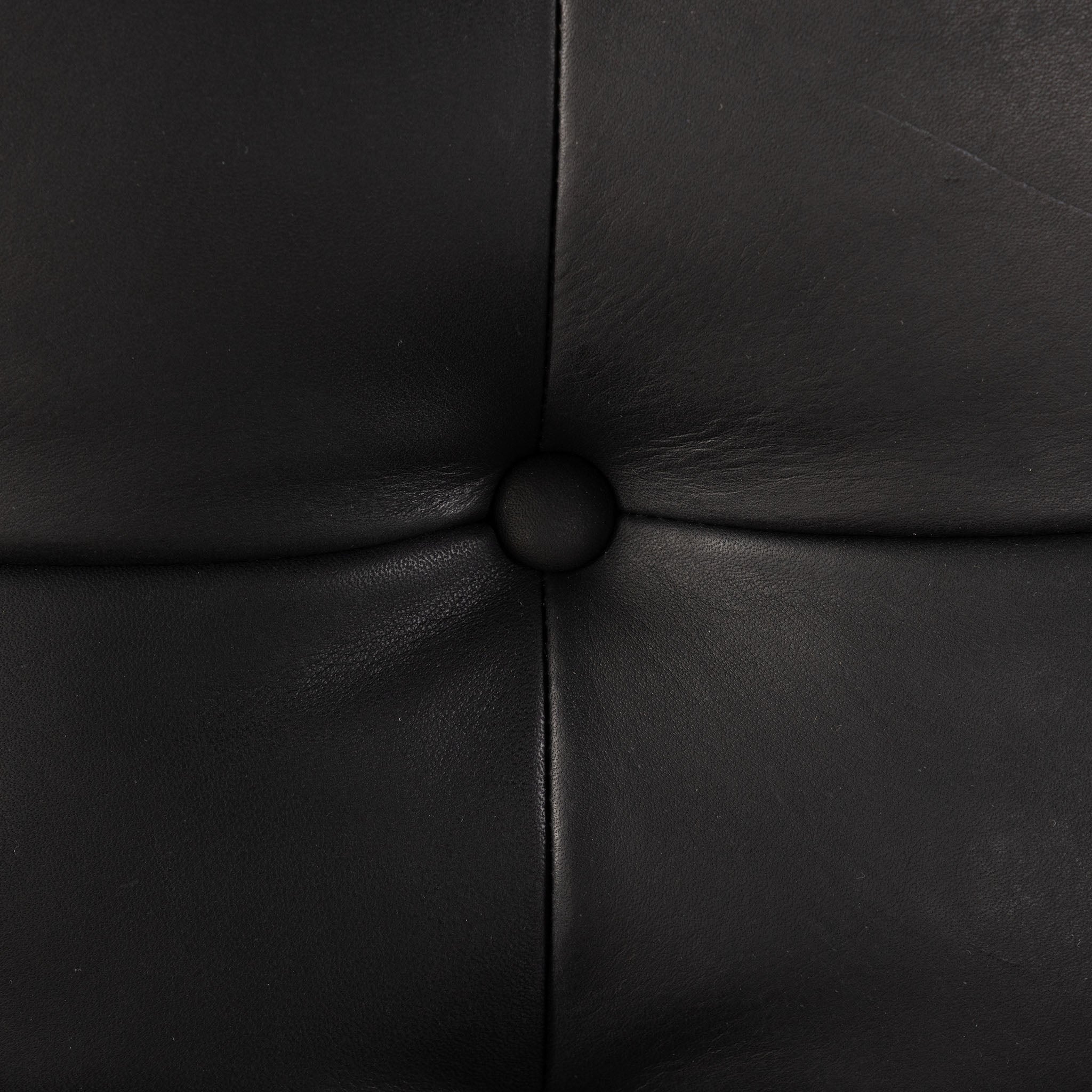 Fauteuil Halston Four Hands en noir Heirloom