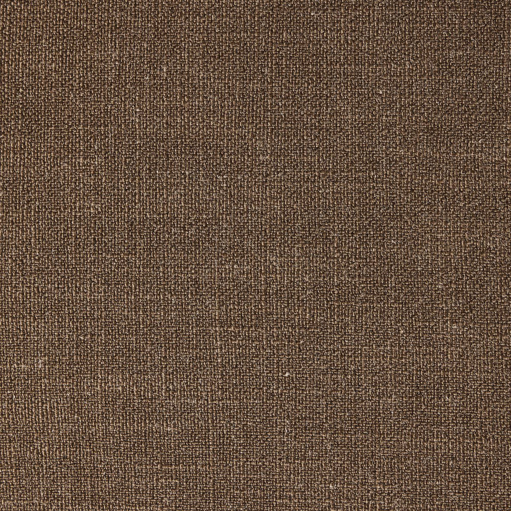 Fauteuil pivotant Four Hands Hampton avec housse amovible dans un café d'Anvers