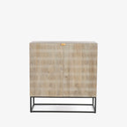 Meuble bar Kelby Four Hands en finition délavée claire