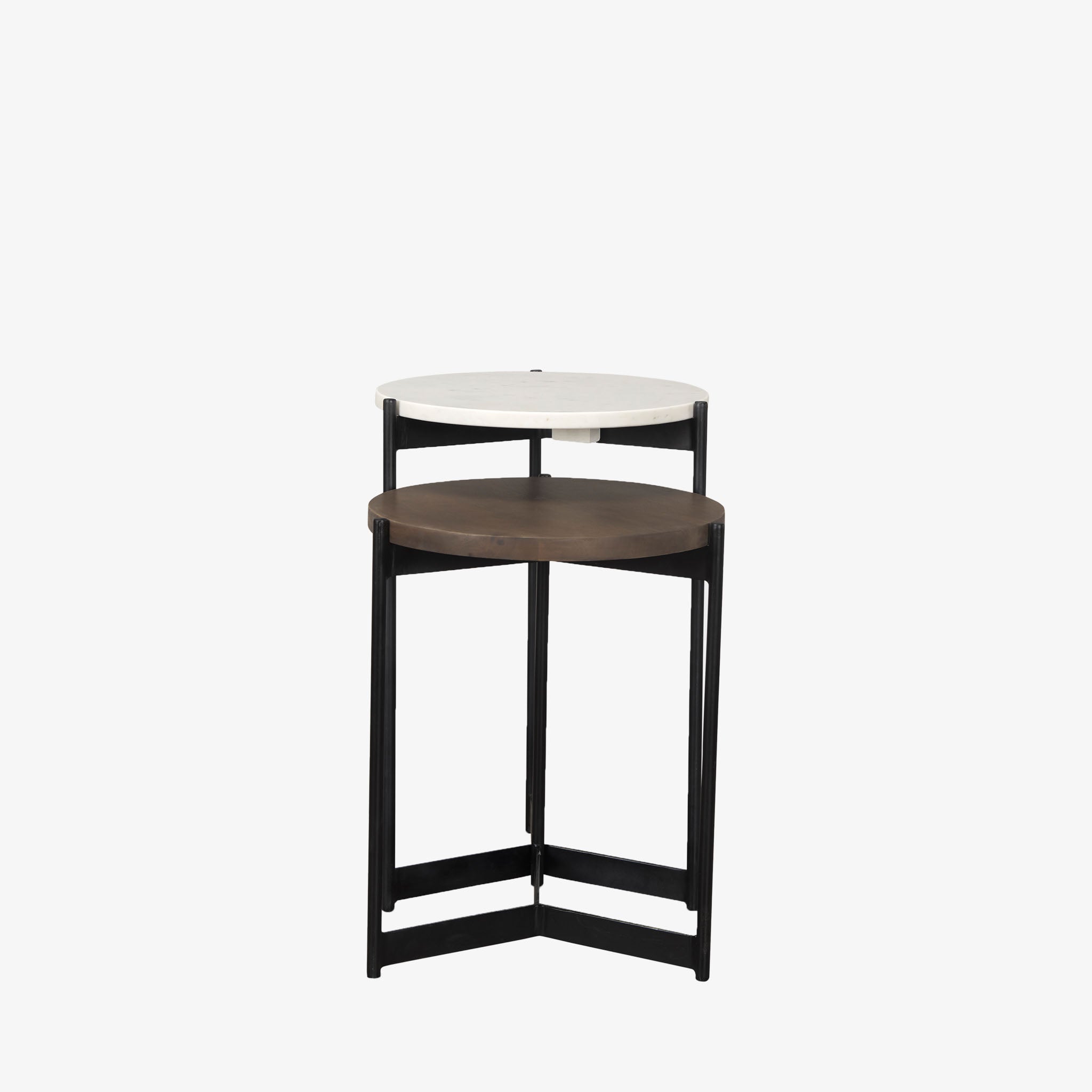 Tables d'appoint gigognes Crudités et Cocktails en bois foncé