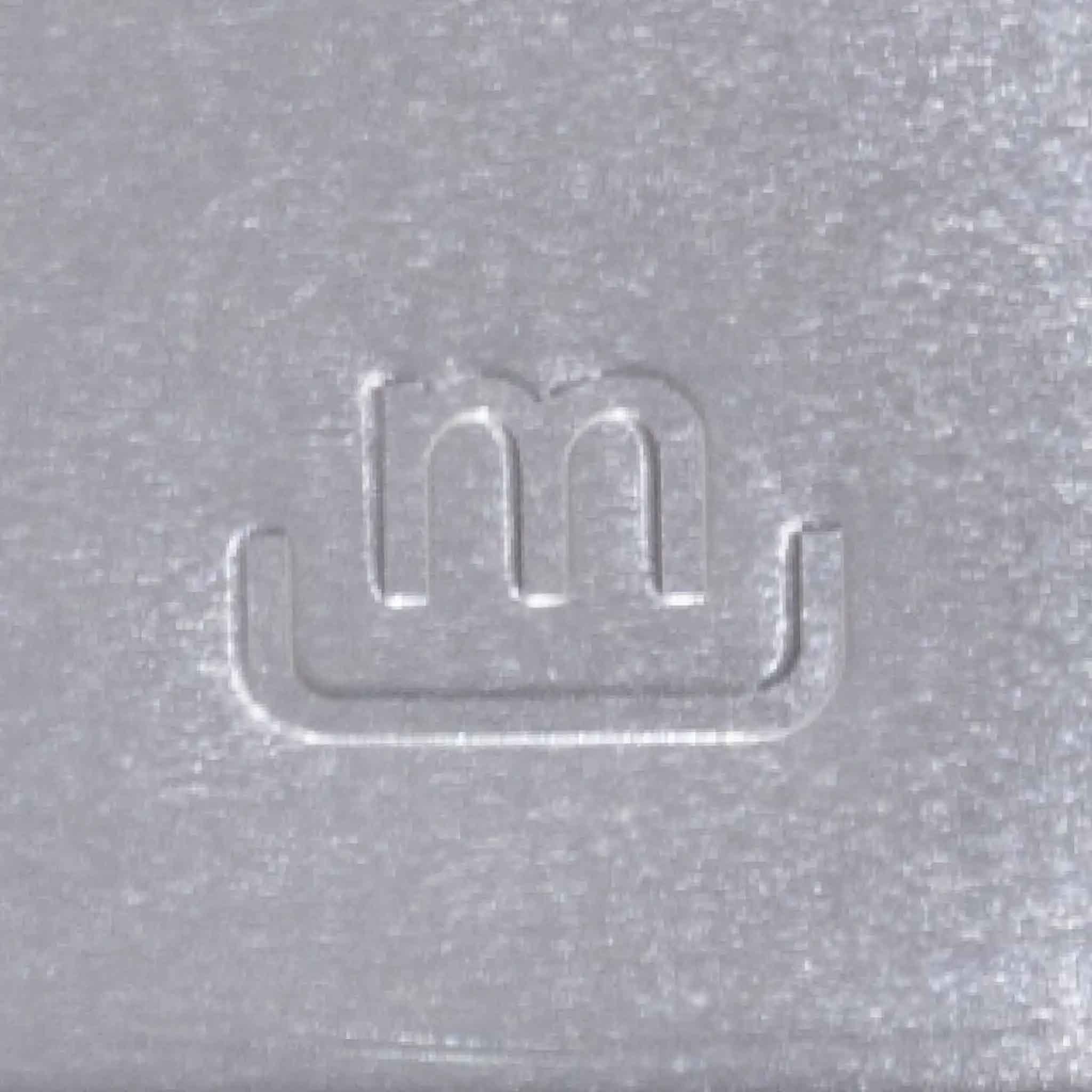 Cuisiné dans un quart de plaque