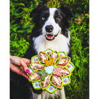Plateau Mandala vert pour chiens, idéal pour manger lentement.