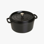 Cocotte ronde Staub de 7 pintes (environ 7,6 litres) en noir mat