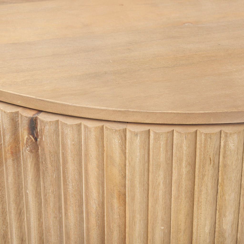 Armoire demi-lune cannelée Talia couleur naturelle