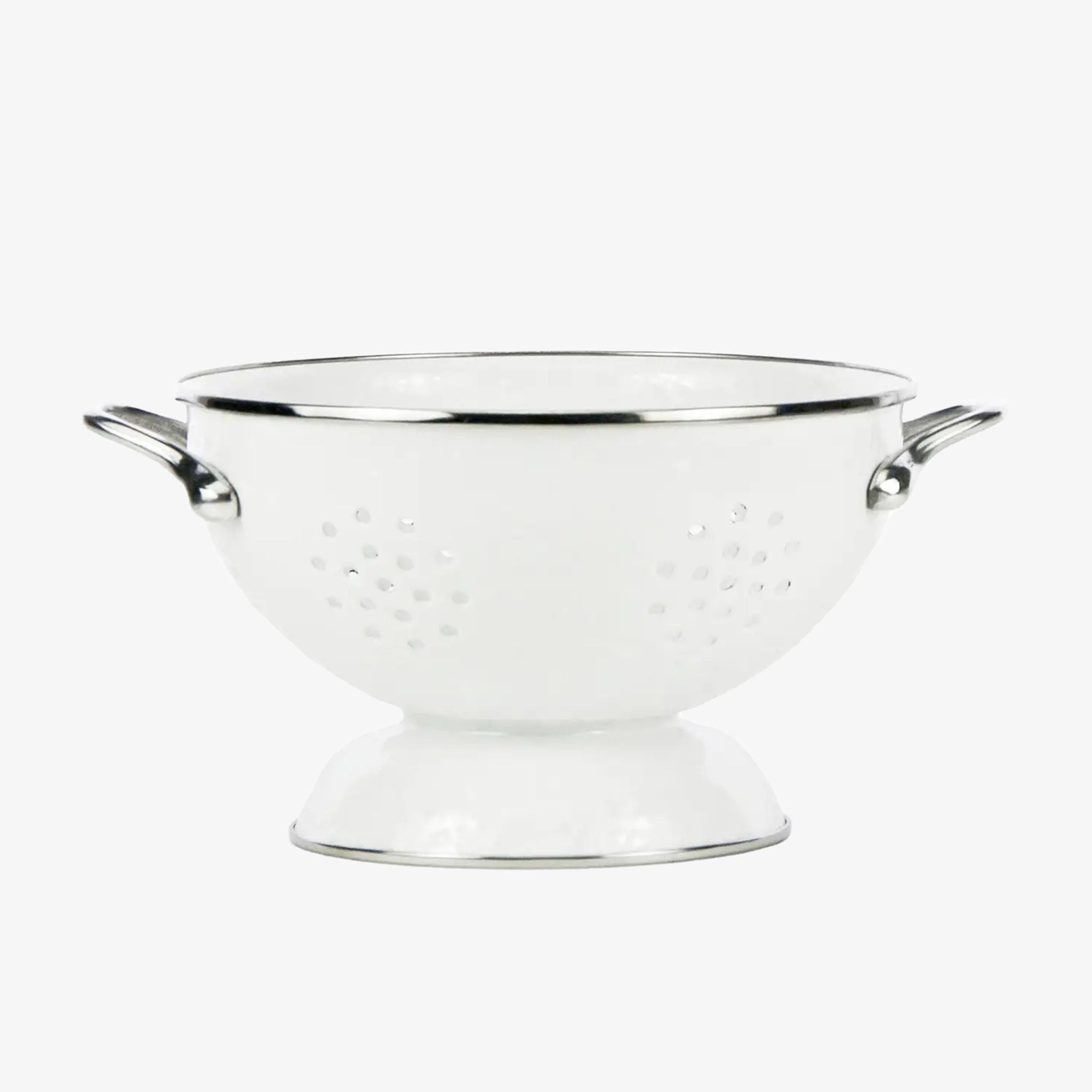 Passoire en émail blanc - Moyenne