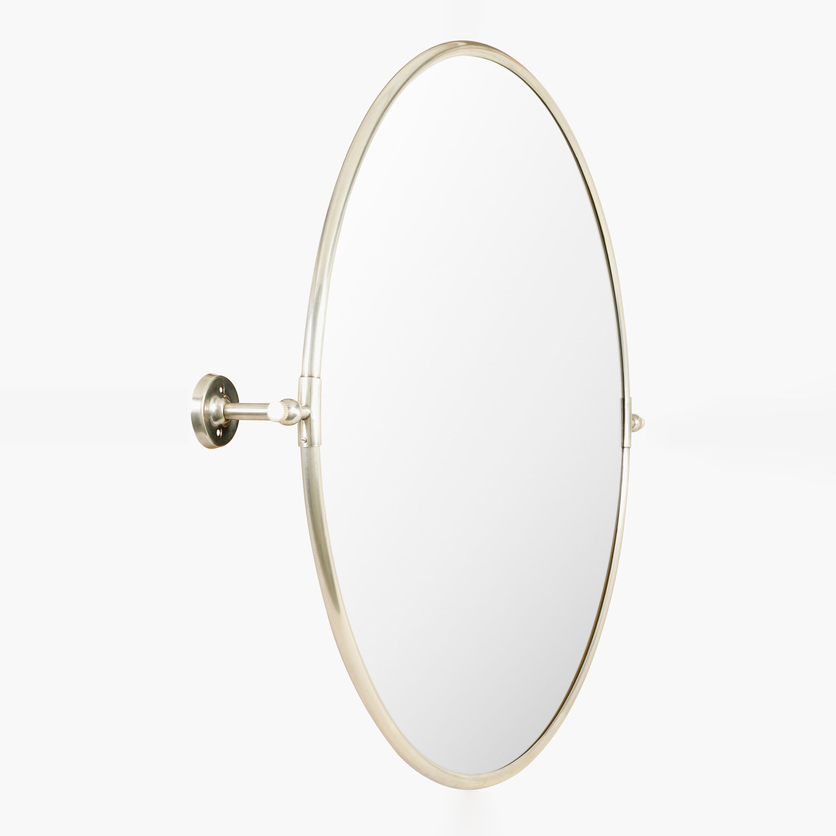 Miroir pivotant rond Burnish en argent vieilli