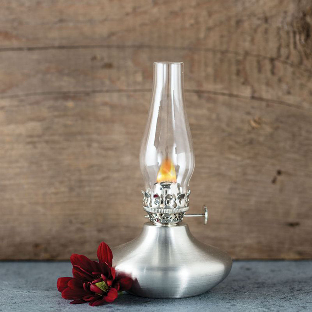 Lampe à pétrole Danforth Skipper avec globe de 3,75 pouces